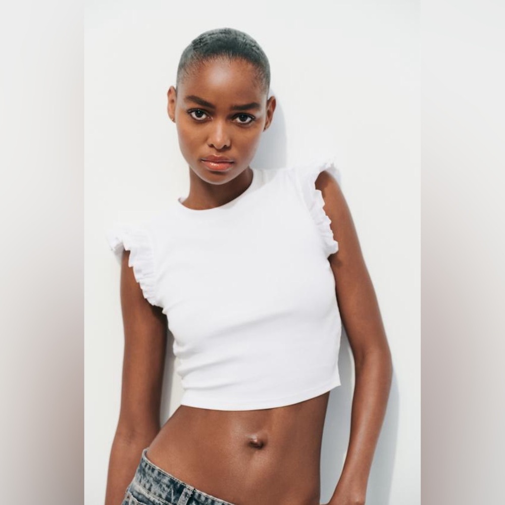 Zara Sleeveless Crop Top